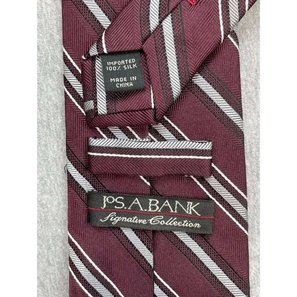 Jos A Bank Tie Mens Stripe 100% Silk 3.5